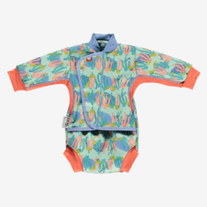 Close let Foret Babysvømmedragt med Badeble - Baby Cosy Suit - Skildpadder str. S