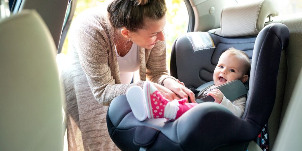 hvilken vej skal baby vende i autostol