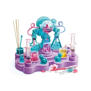 Clem. Cosmetics Lab Deluxe